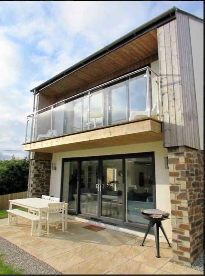 Falmouth Airbnb - ExteriorJPG