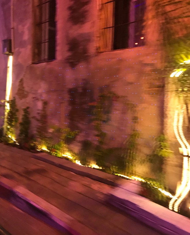 BlurredbuidlingFotor